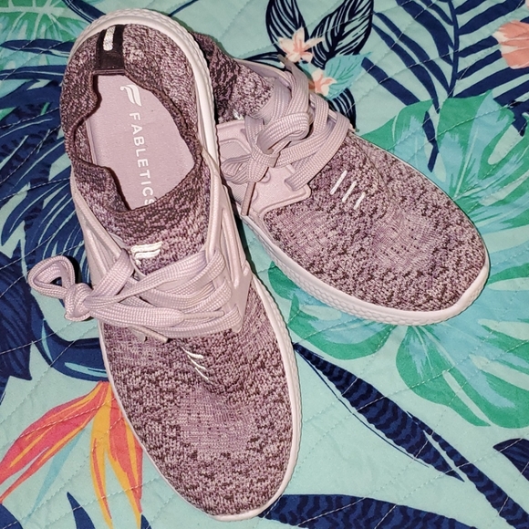 FABLETICS~CRUZ BRACE~WOMENS~BRAND NEW~SIZE 7 - Picture 2 of 3